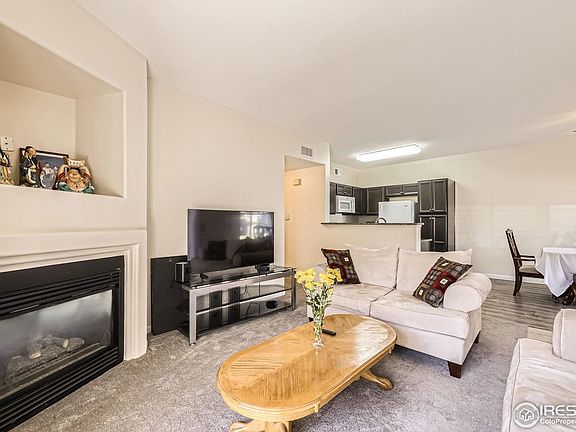 4th image of 1148 Opal St #101