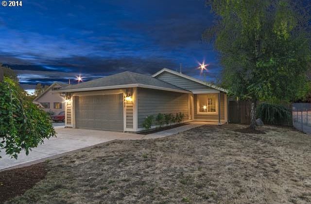 1st image of 4808 NE 118th Ct