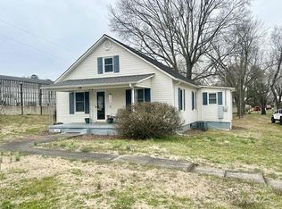 114 Pinewood Rd, Granite Falls, NC 28630