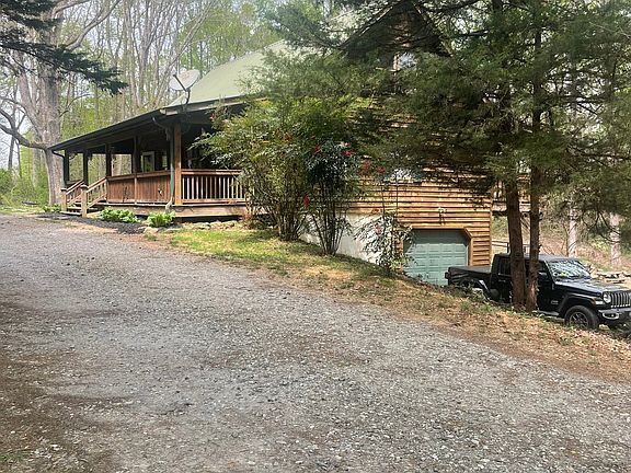2nd image of 1307 Creasy Patch Rd