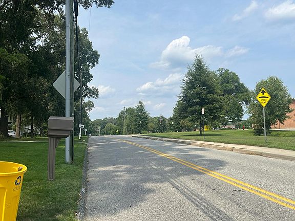 5th image of 440 Lynwood Dr