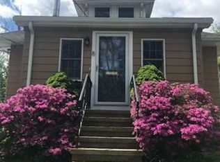 8 Wamsutta Ave, Waltham, MA 02451