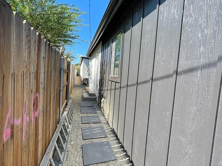 13224 Filmore St #1/2 — Photo 2