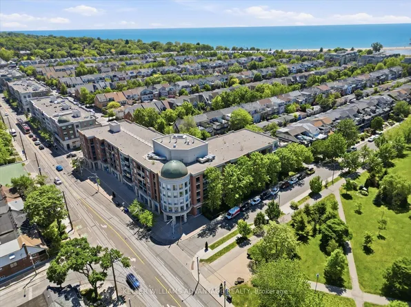 1733 Queen St E #415, Toronto, ON M4L 6S9