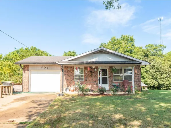 301 2nd St, Doniphan, MO 63935