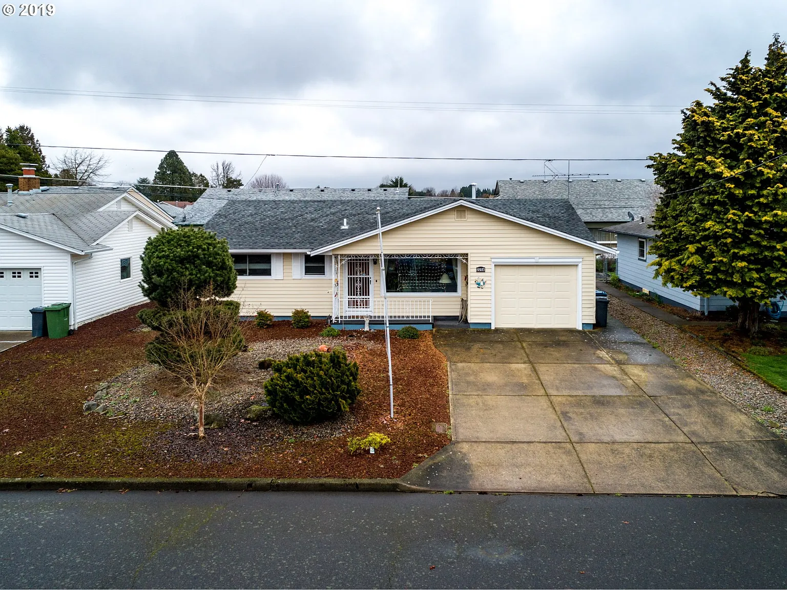 2256 Umpqua Rd photo 1
