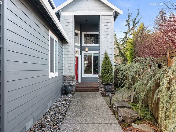 2nd image of 2814 NE 183rd Ct