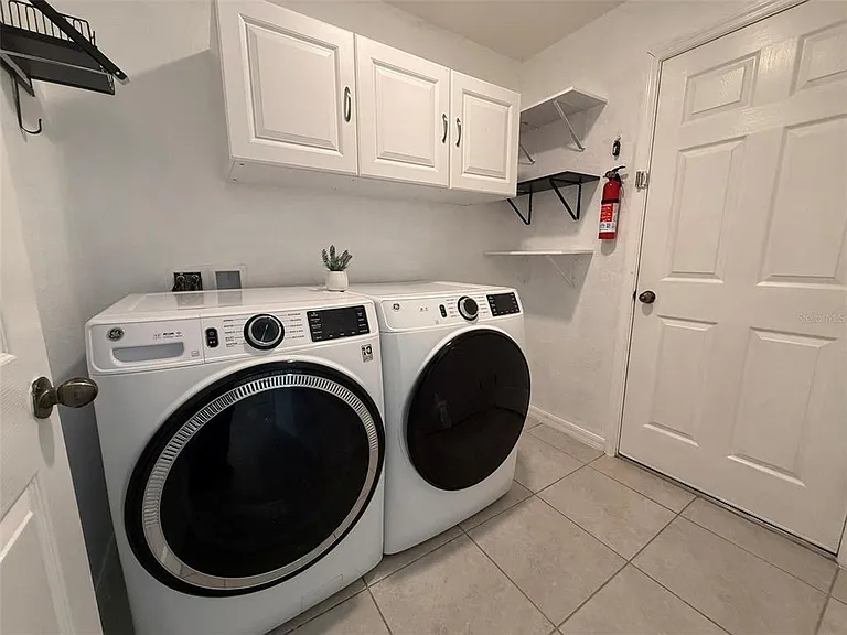 4082 Kenvil Dr — Photo 18