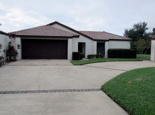 1908 Oak Cir, Tavares, FL 32778