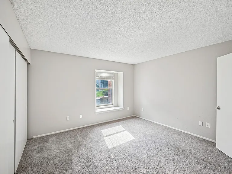 Greensview — Photo 65
