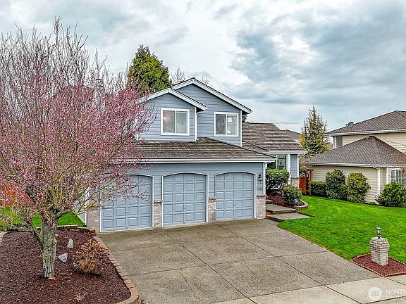 2nd image of 5420 23rd Avenue NE
