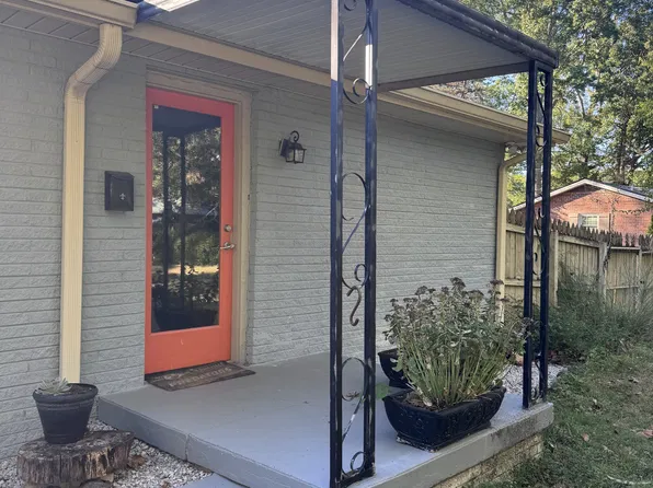 202 Harpeth Hills Dr #1, Kingston Springs, TN 37082