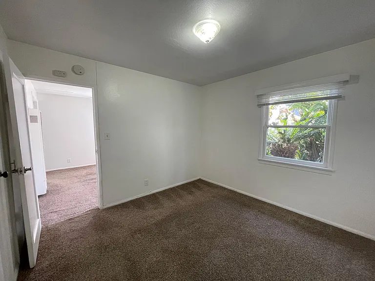 900 S Myers St #A — Photo 17