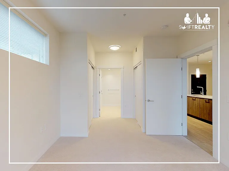 625 E 3rd St #101 — Photo 8