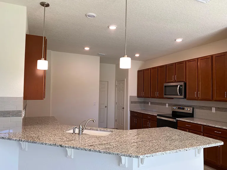 8132 Artisan Cir — Photo 17