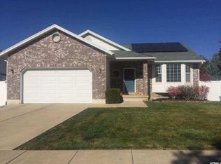 2818 W Lindi Way, Hill Airforce Base, UT 84041