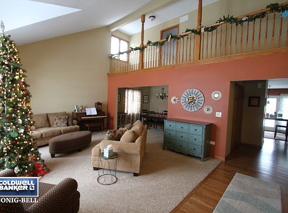 2nd image of 12528 W Hampshire Ln