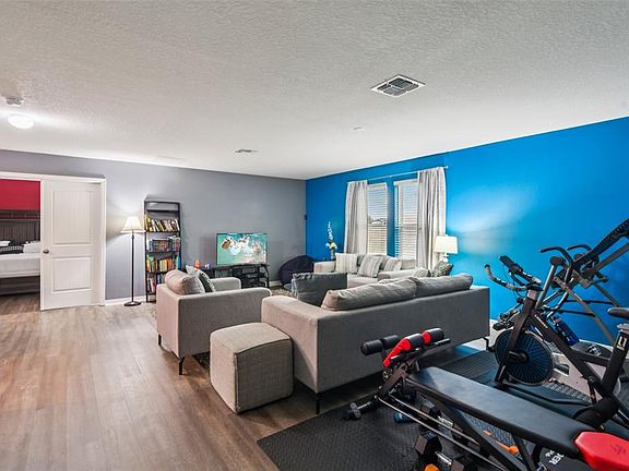 5th image of 4248 Moon Shadow Loop