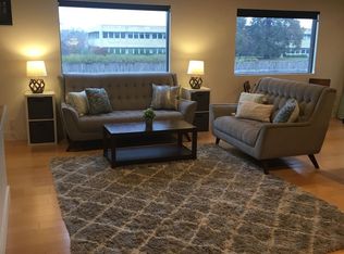 2901 Wayzata Blvd, Minneapolis, MN 55405