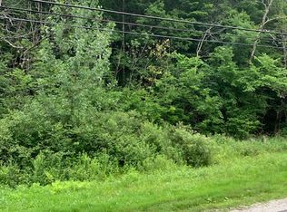 8 Mahkeenac Heights Rd, Stockbridge, MA 01262