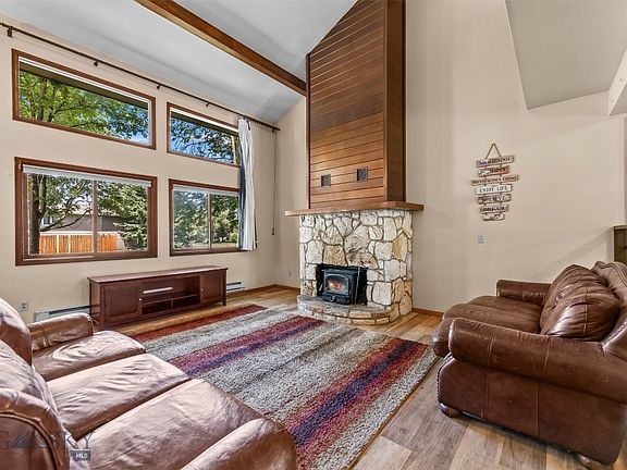 5th image of 314 Hoffman Dr #2