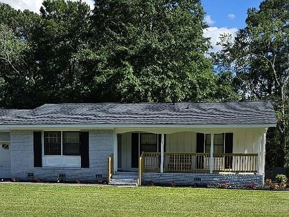 2nd image of 112 Holliday Court