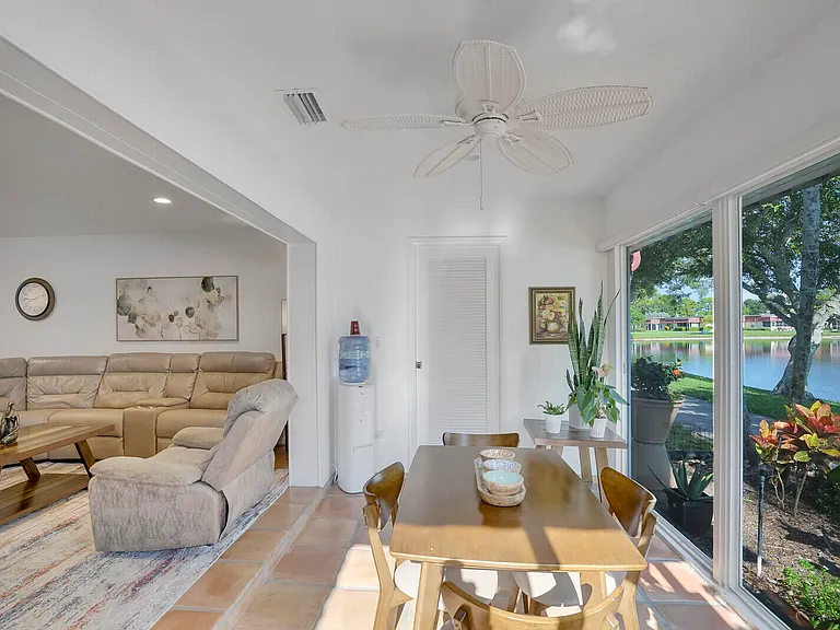 772 Nantucket Cir #B — Photo 21