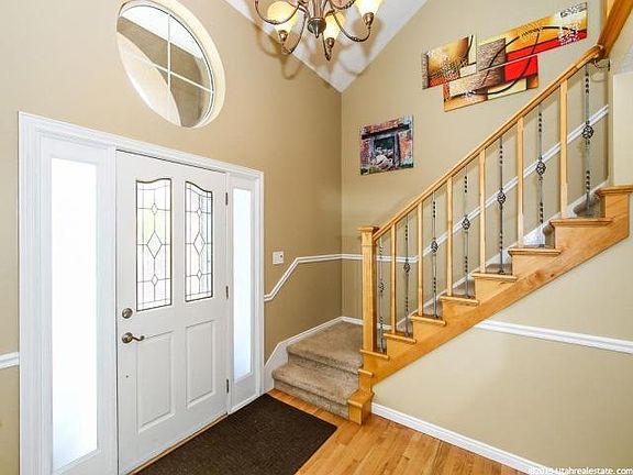 4th image of 8849 S Oak Hollow Cir