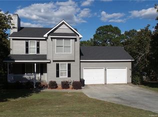 572 Lakeridge Dr, Cameron, NC 28326