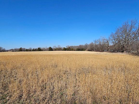 2nd image of 8116 Westview Rd