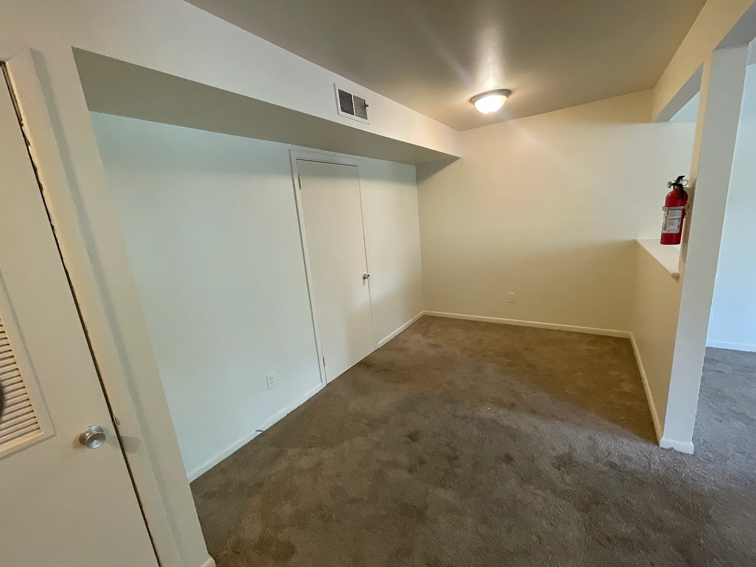 1 bed, 800 sqft, $750 — Photo 3