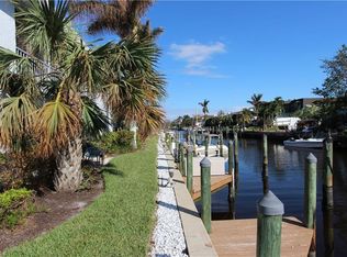 1320 Blue Point Ave APT 6, Naples, FL 34102