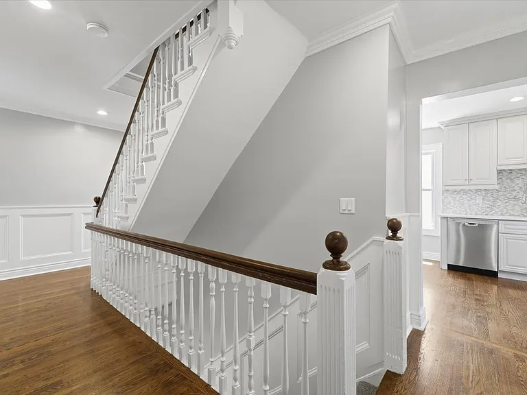 150 Ridge Rd #2 — Photo 30