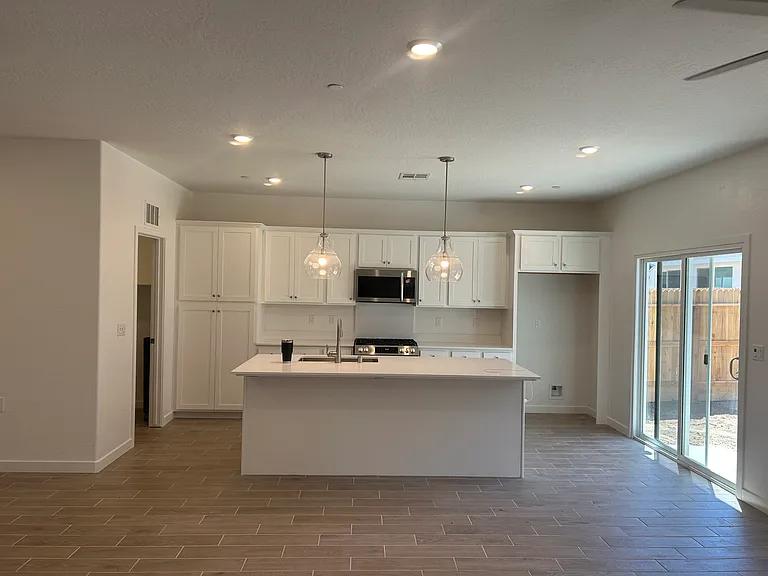 7189 E Amherst Ave — Photo 6
