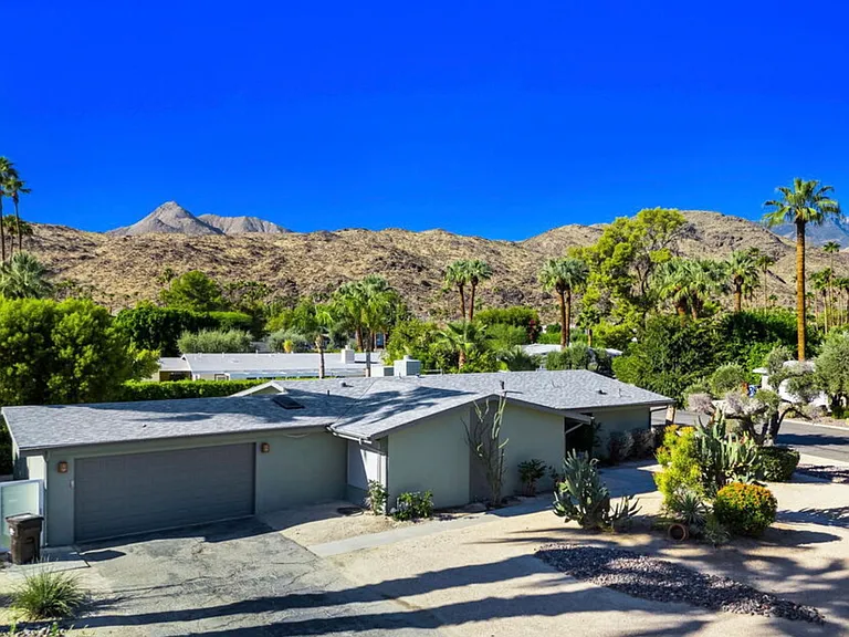 5111 E Bobolink Ln — Photo 37