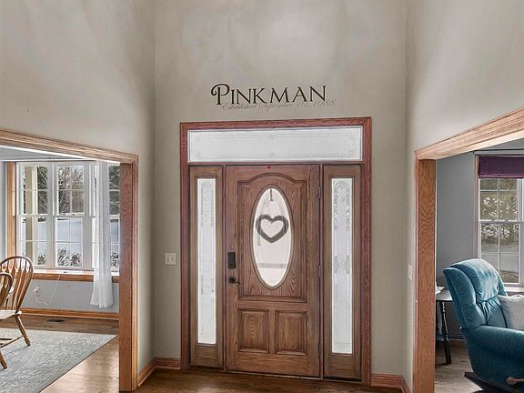 3rd image of 25 C Rd