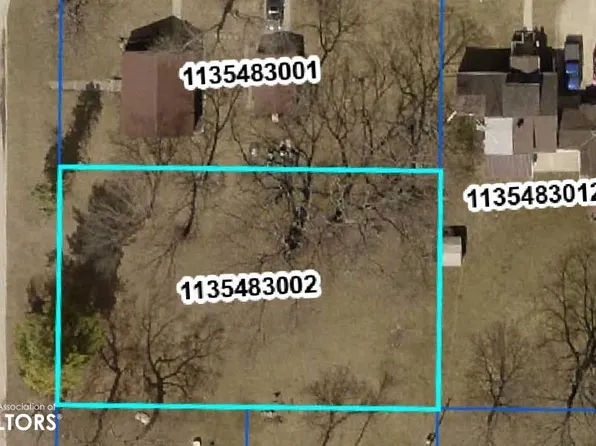 615 S 7th St, Forest City, IA 50436