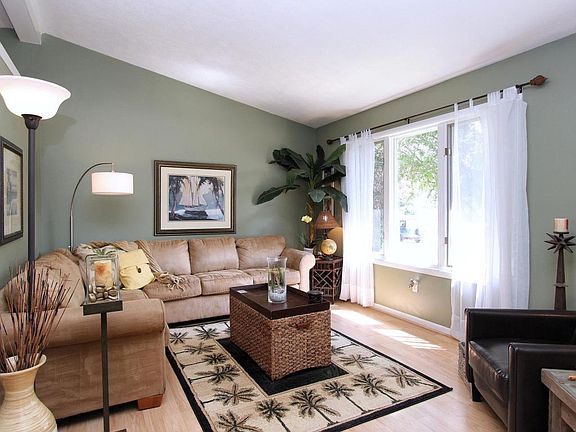 4th image of 2291 Gatetree Ln SE