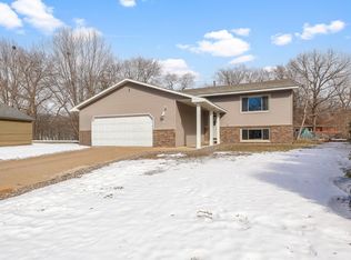6 Clover Ct, Saint Cloud, MN 56301
