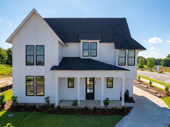 20 Blackberry Blvd, Pike Road, AL 36064