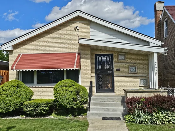 8605 S Calumet Ave, Chicago, IL 60619