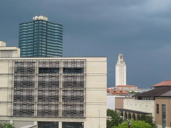 1800 Lavaca St APT 508, Austin, TX 78701