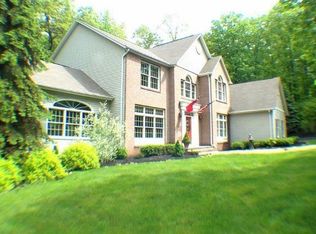 30 Yorkshire Dr, Hackettstown, NJ 07840