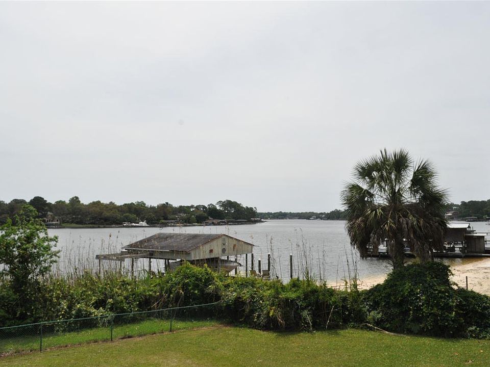 1st image of 2610 Paradise Point Dr