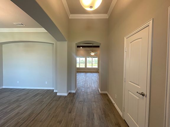 4th image of 6284 Turkey Oak Ct