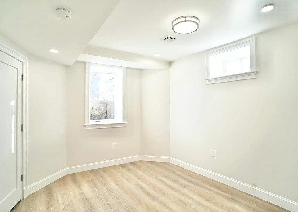 75 Wareham St Medford MA Zillow