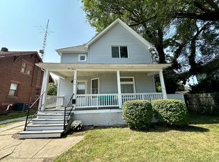 415 N Alexander St, Clinton, IL 61727