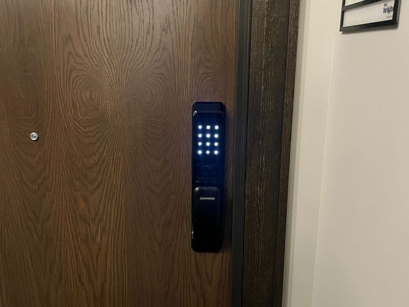 3rd image of 741 King St W #413