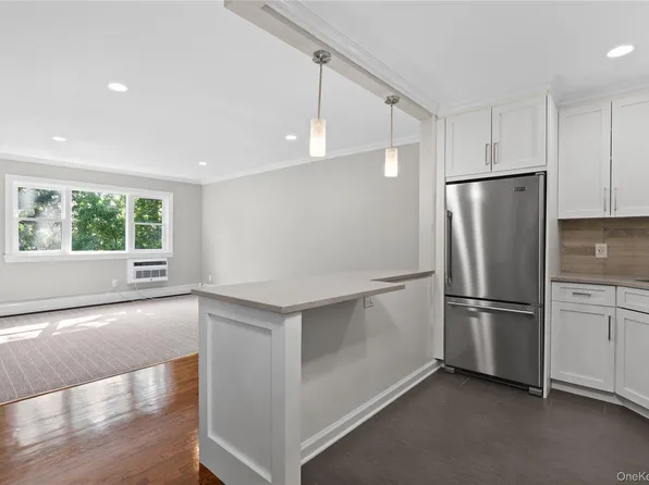152 B N Broadway #2E, White Plains, NY 10603