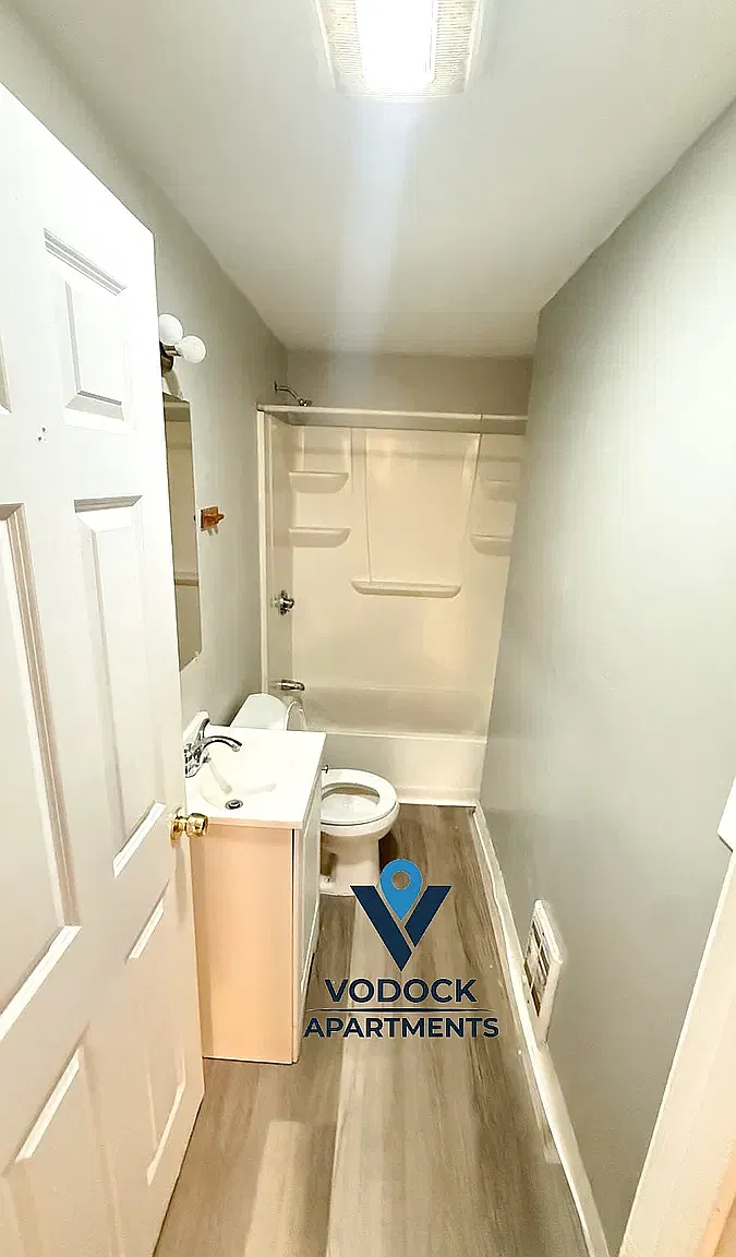 529 Union St — Photo 4